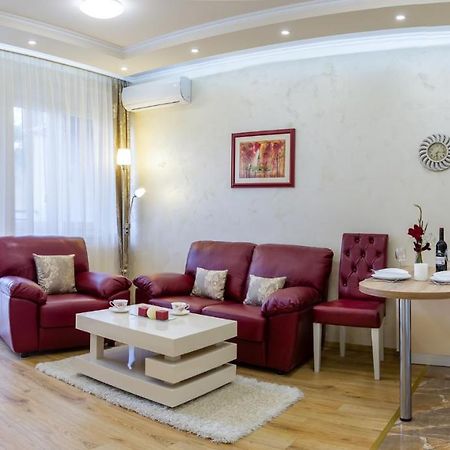 Apartman Boska Lux Subotica Ngoại thất bức ảnh