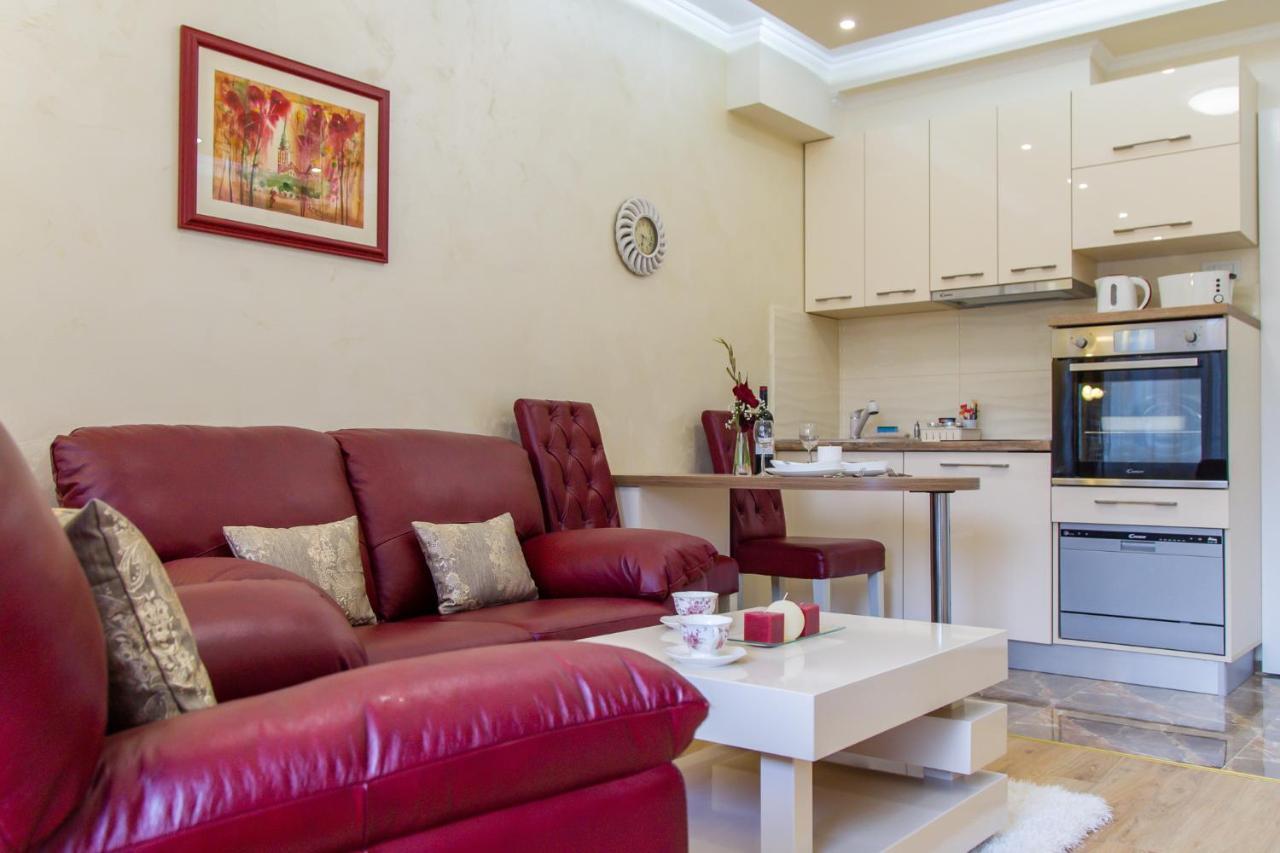 Apartman Boska Lux Subotica Ngoại thất bức ảnh